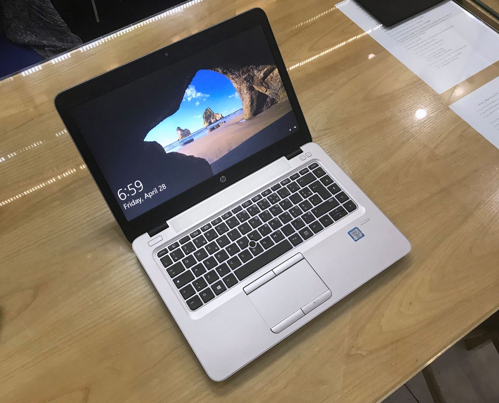 Laptop Hp Elitebook 840 G3 I5.jpg
